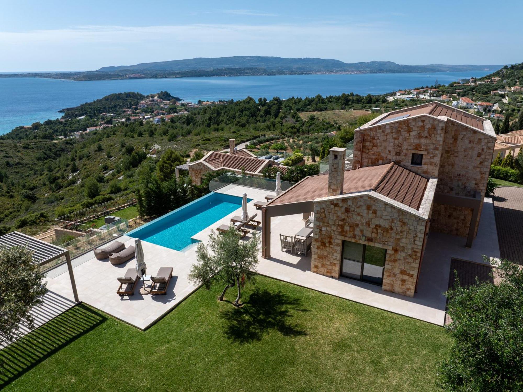 Echos * Argostoli (Kefalonia)